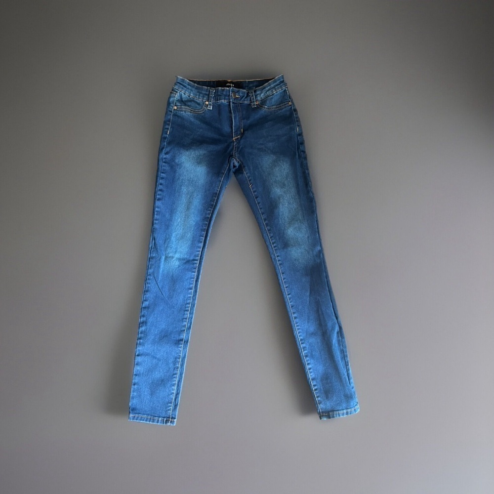 Joe’s jeans denim girls your size 14 skinny jean great condition